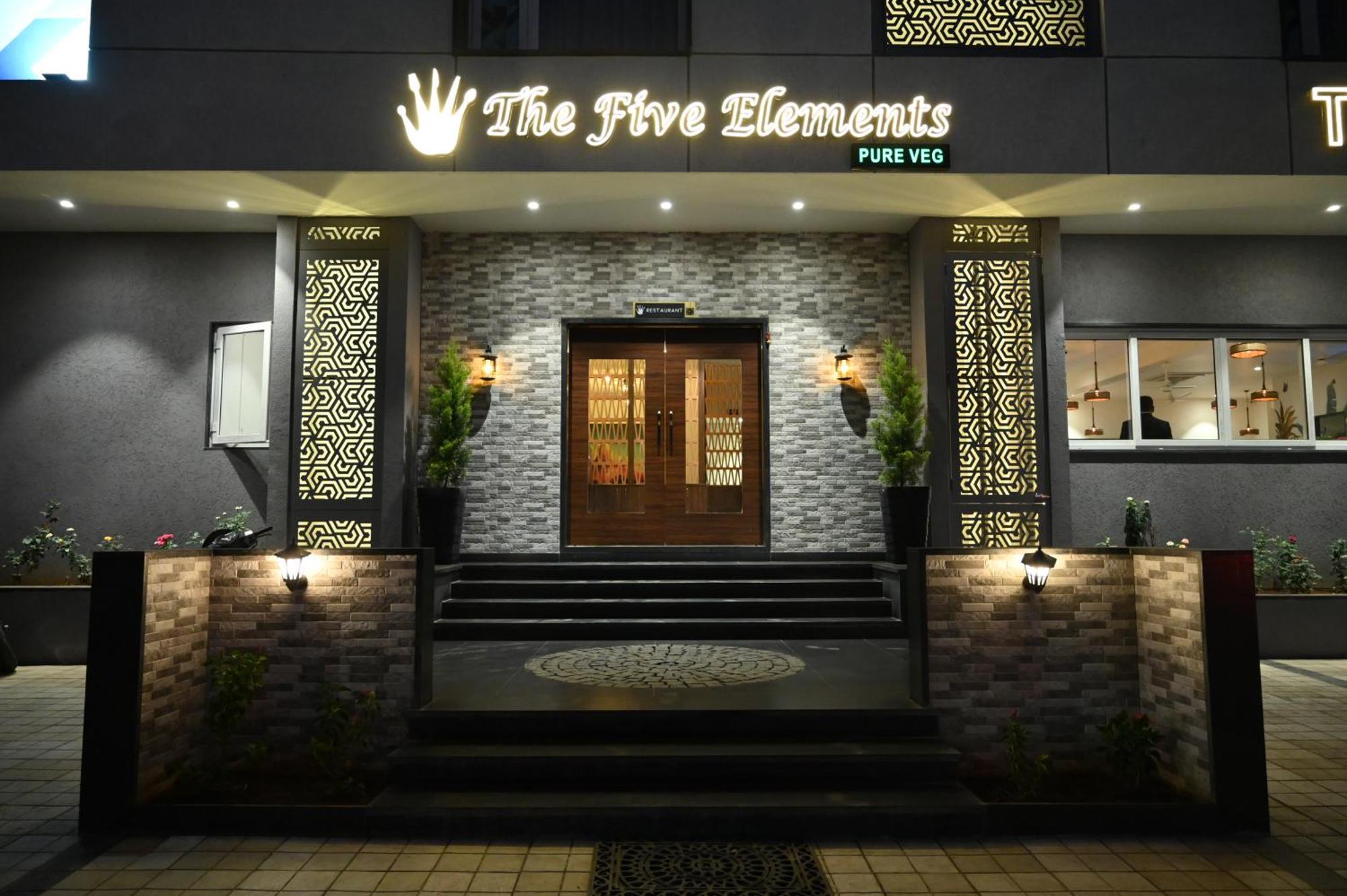 The One Hotel Nāsik Eksteriør bilde